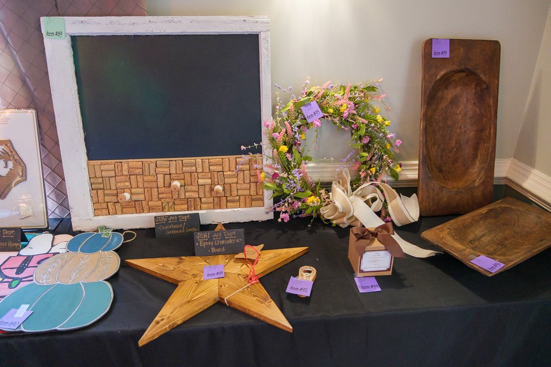artsballauction250428.jpg