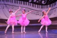dance250533_small.jpg